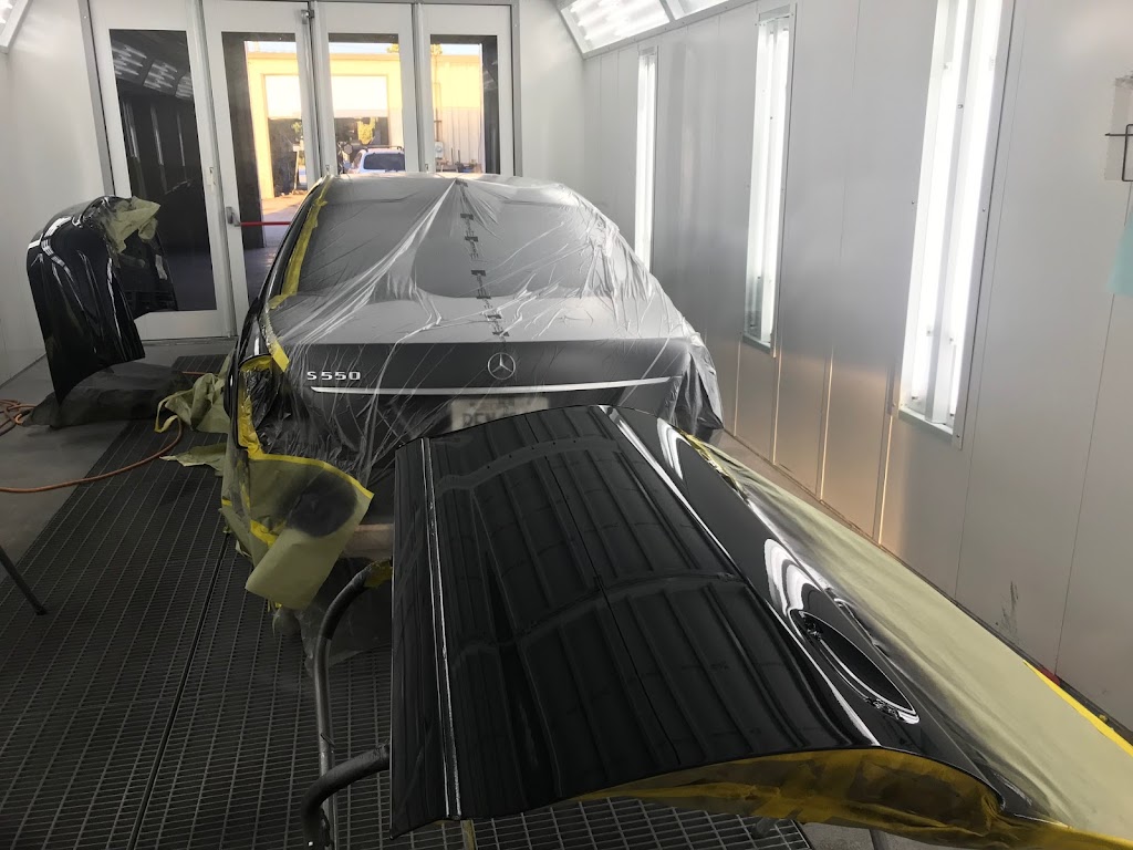 Forest Park Collision — Paint Booth